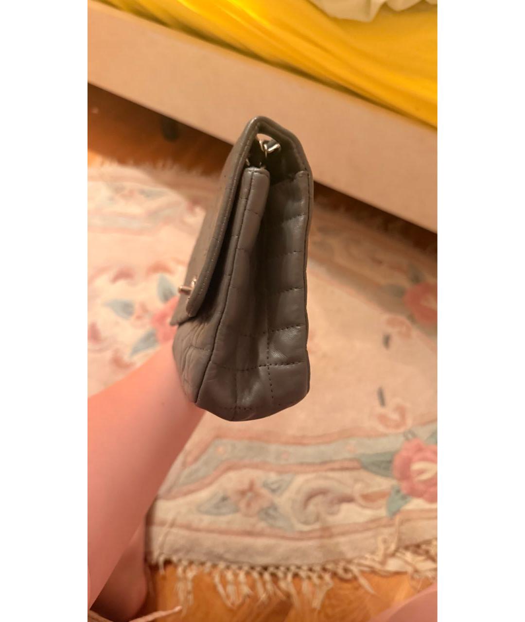 CHANEL Серая кожаная сумка через плечо, фото 2