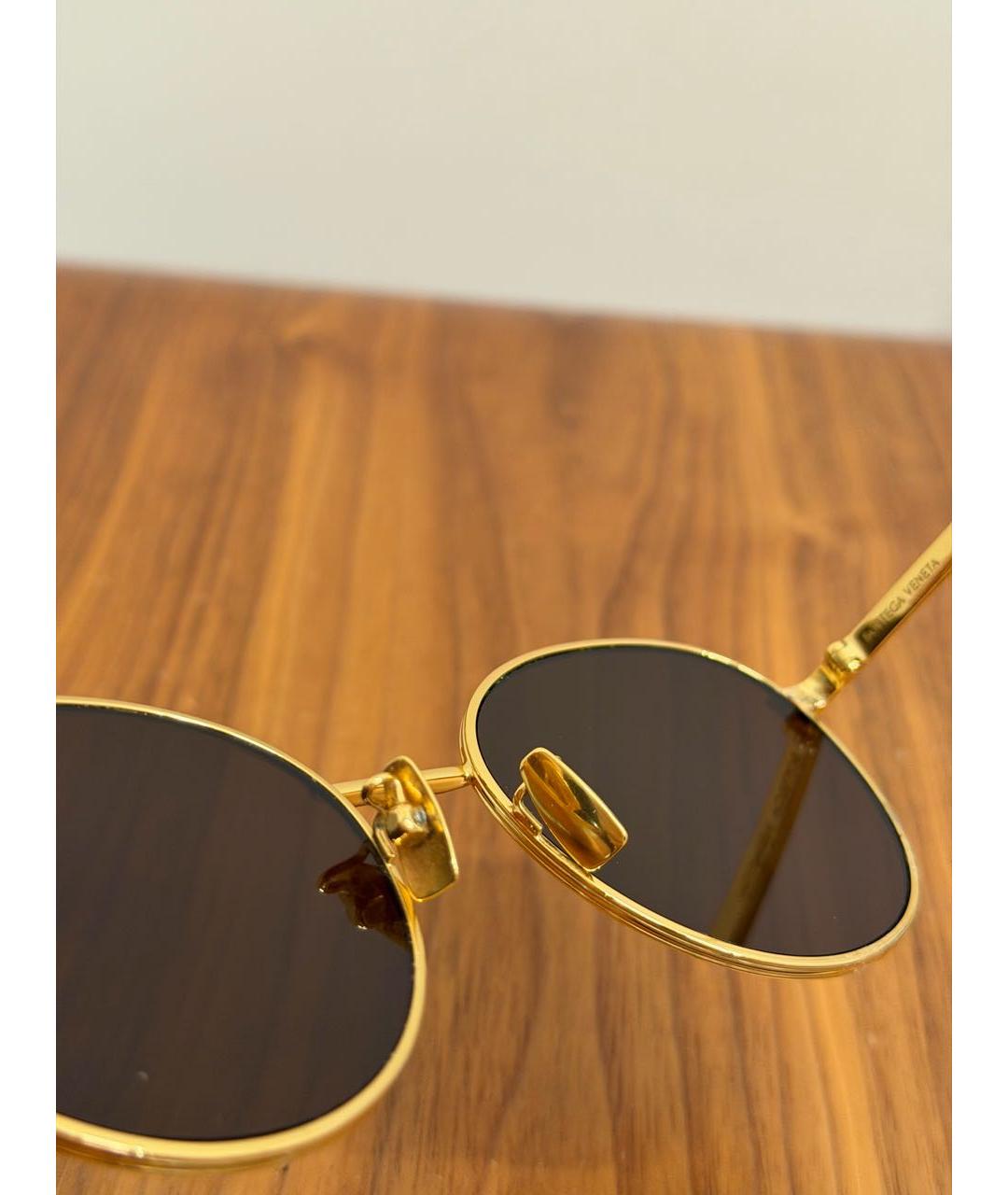 BOTTEGA VENETA Золотые металлические солнцезащитные очки, фото 6