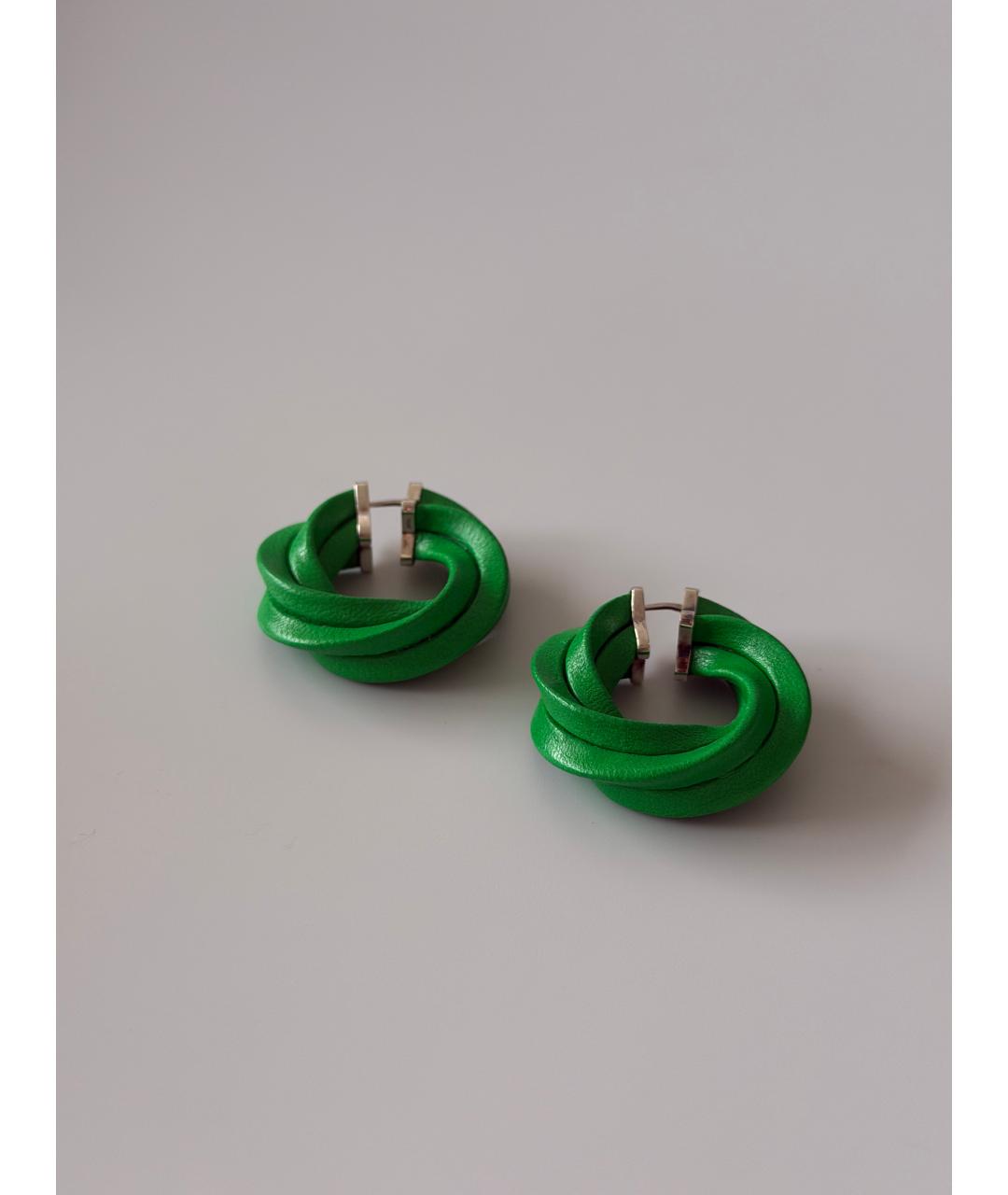 BOTTEGA VENETA Зеленые кожаные серьги, фото 2
