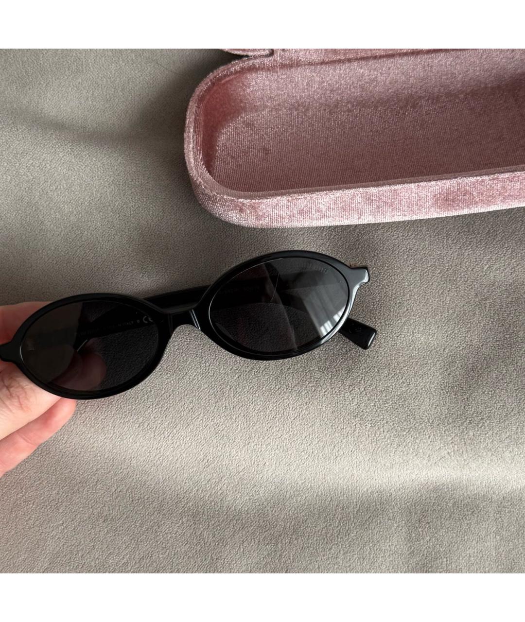 MIU MIU Черные пластиковые солнцезащитные очки, фото 5