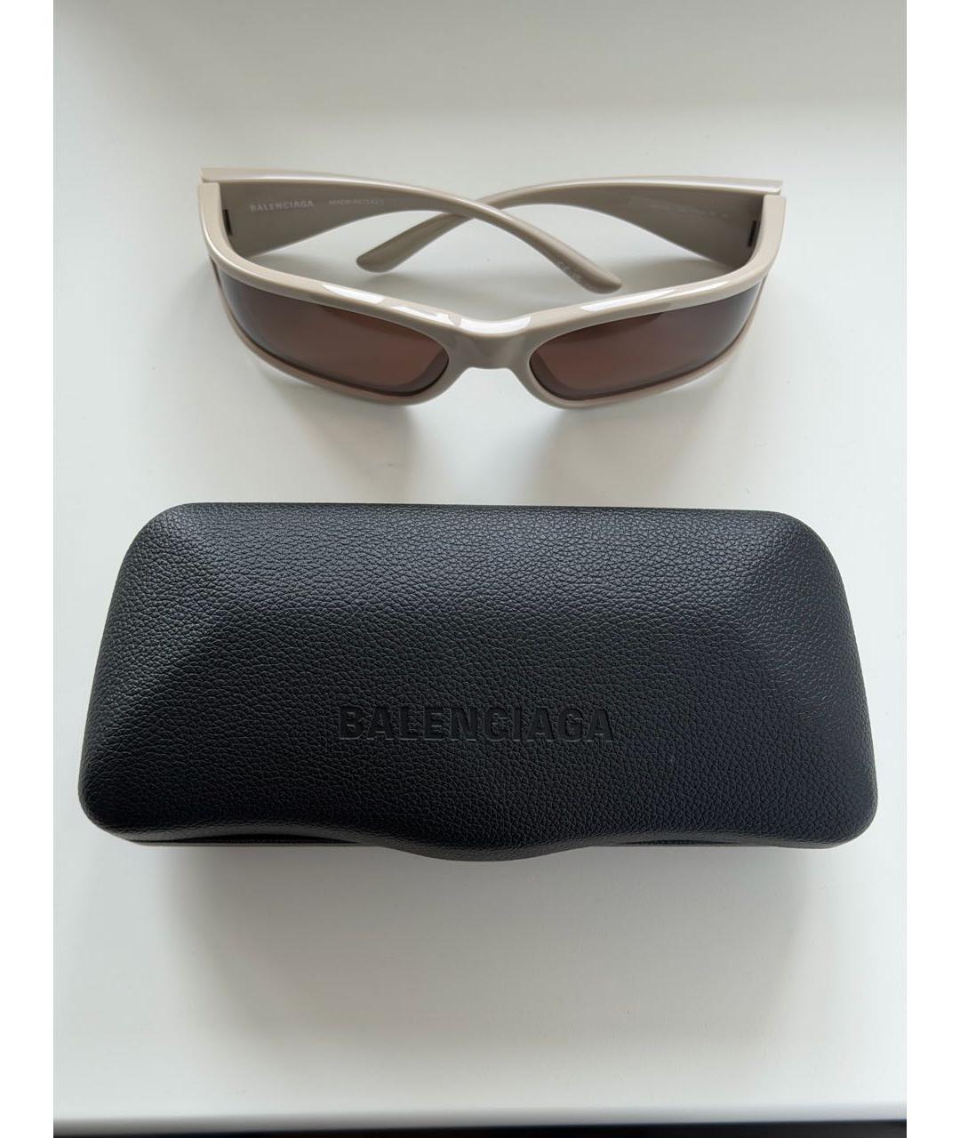 BALENCIAGA Бежевые пластиковые солнцезащитные очки, фото 4