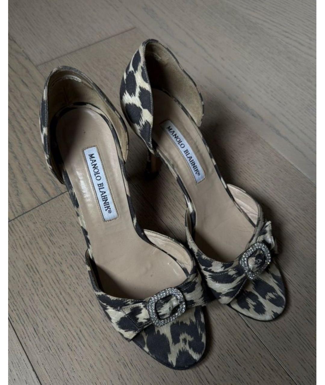 MANOLO BLAHNIK Коричневые текстильные босоножки, фото 5