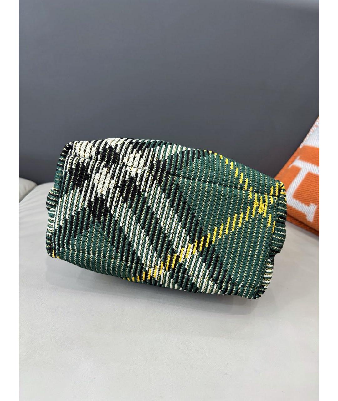 BURBERRY Зеленая сумка тоут, фото 6