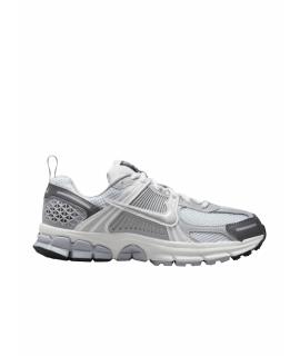 NIKE Кроссовки