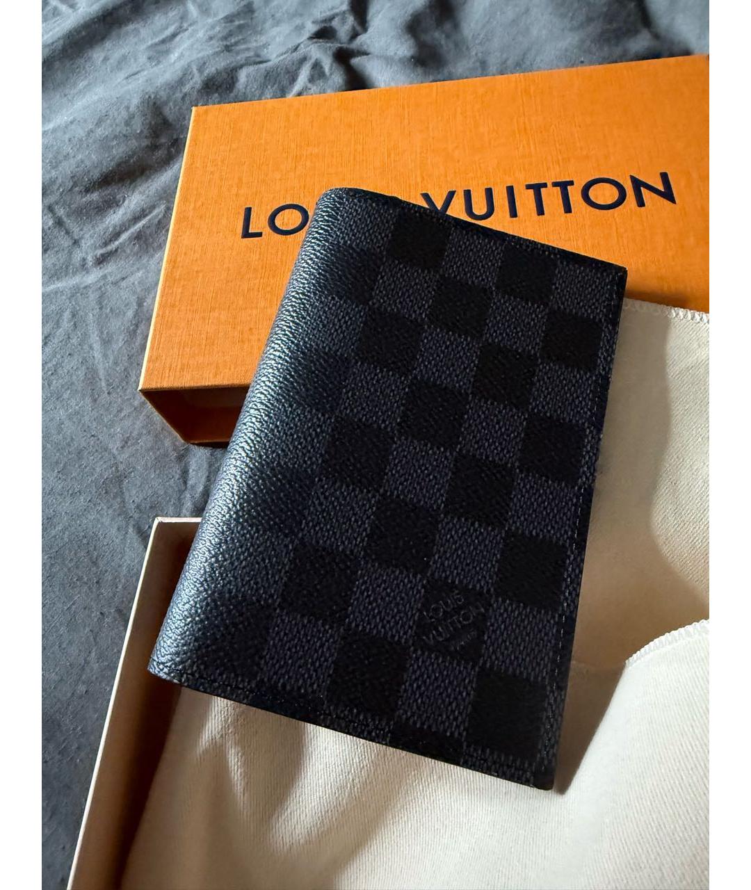 LOUIS VUITTON Черный кожаный кардхолдер, фото 5