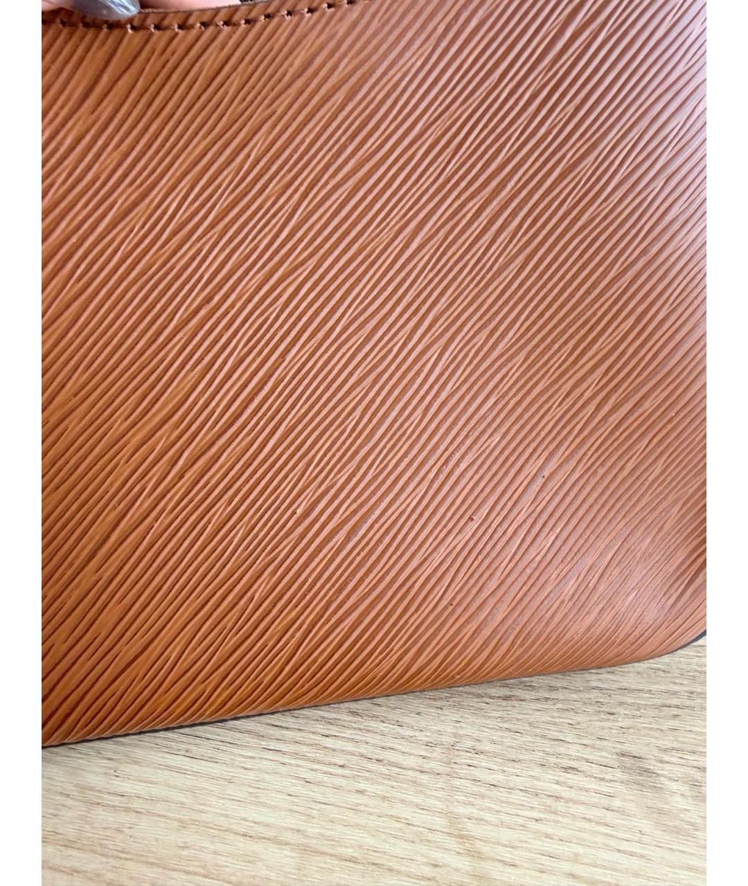 LOUIS VUITTON Коричневая кожаная сумка с короткими ручками, фото 6