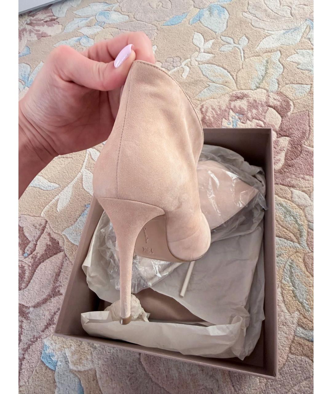 GIANVITO ROSSI Розовые замшевые ботильоны, фото 4