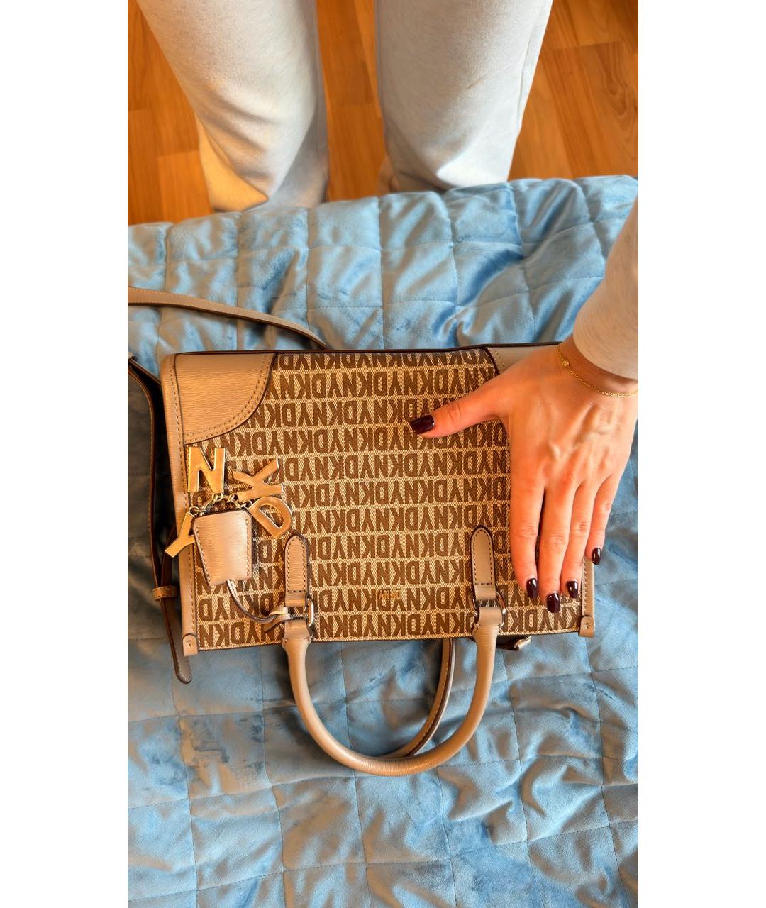 DKNY Коричневая сумка с короткими ручками, фото 3