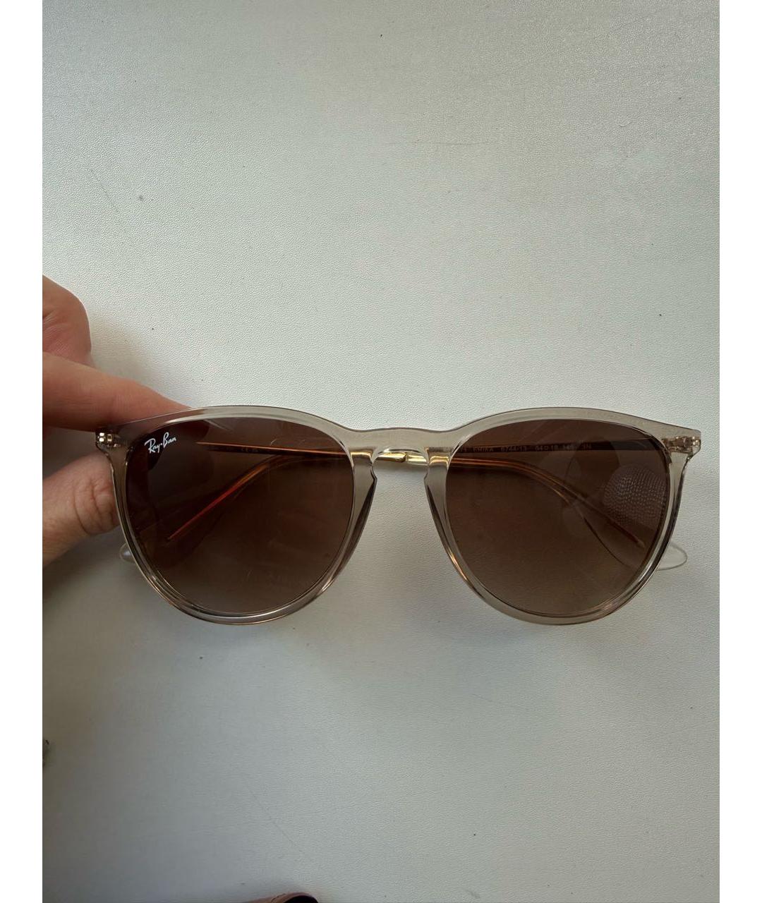 RAY BAN Бежевые пластиковые солнцезащитные очки, фото 9