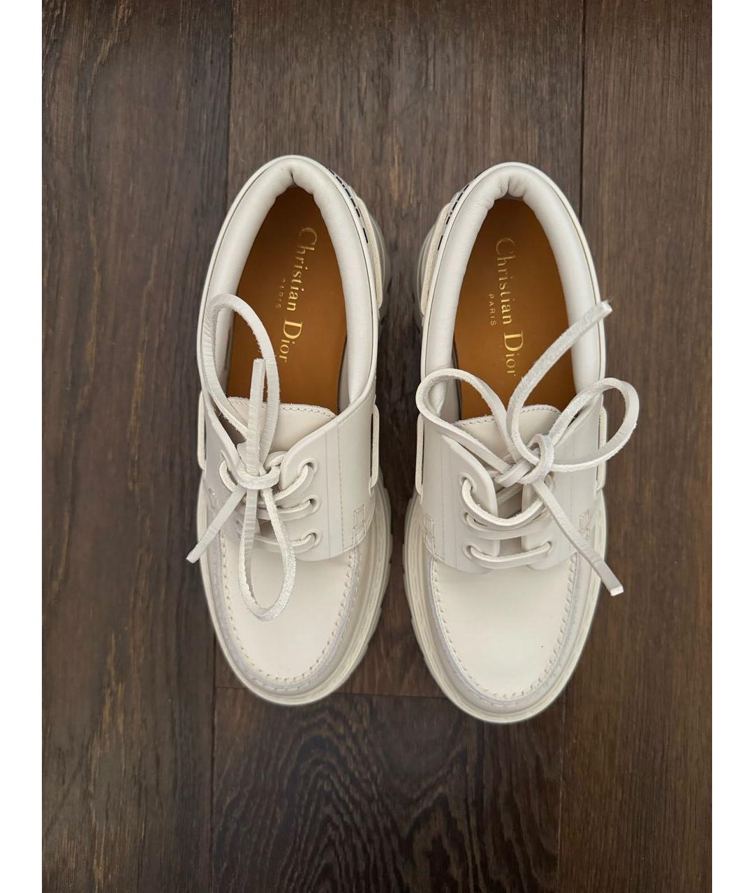 CHRISTIAN DIOR Бежевые кожаные лоферы, фото 3