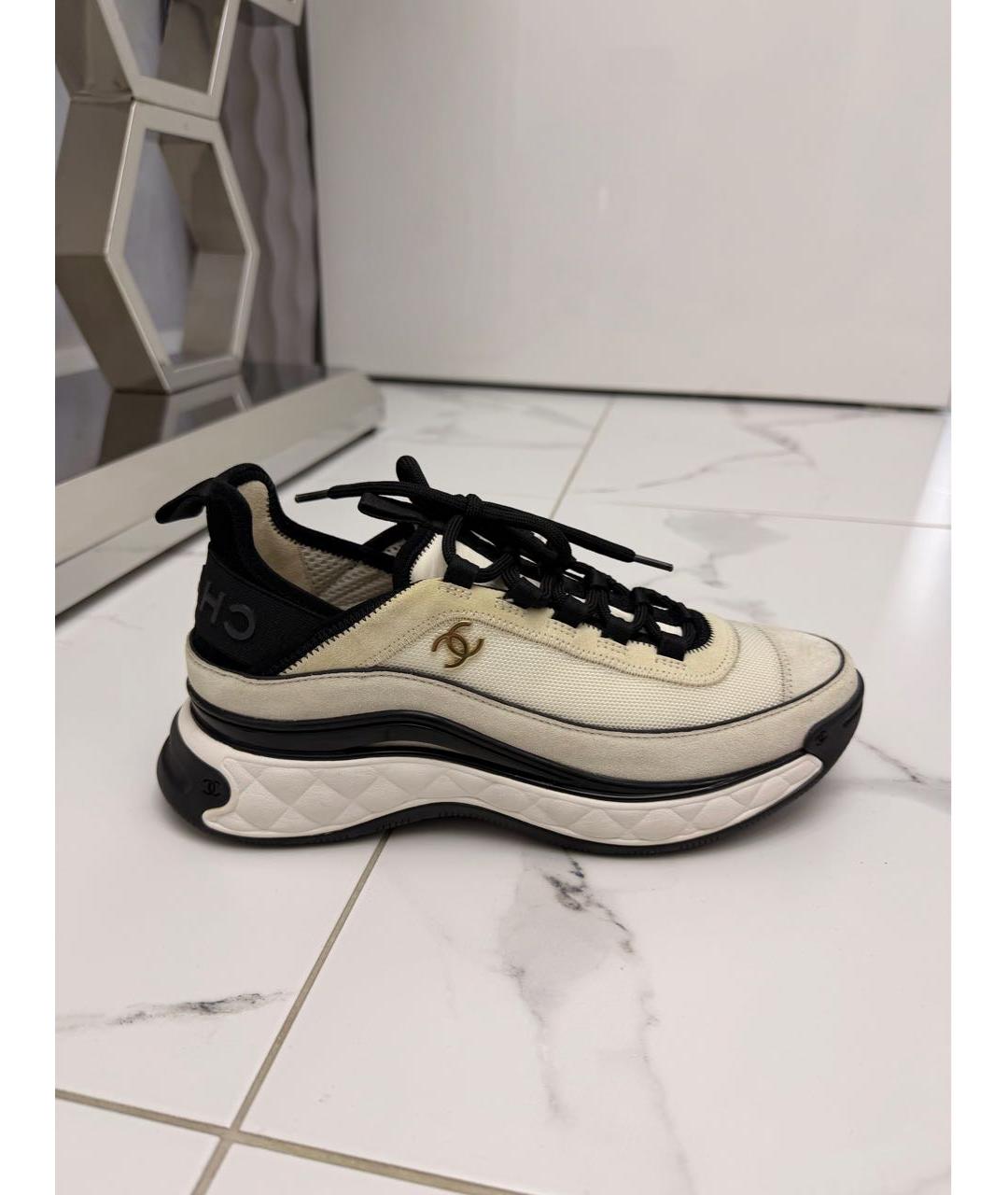 CHANEL Бежевые замшевые кроссовки, фото 9