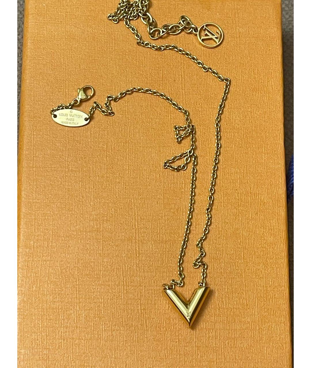 LOUIS VUITTON Золотая металлическая подвеска, фото 6