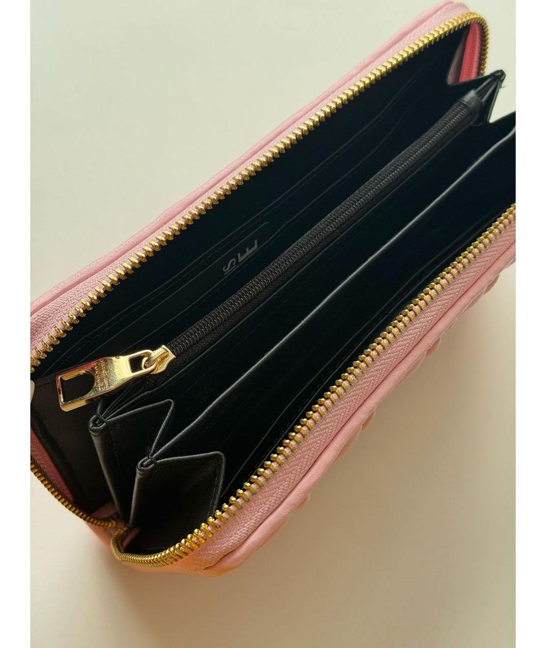 VERSACE JEANS COUTURE Розовый кошелек из искусственной кожи, фото 4