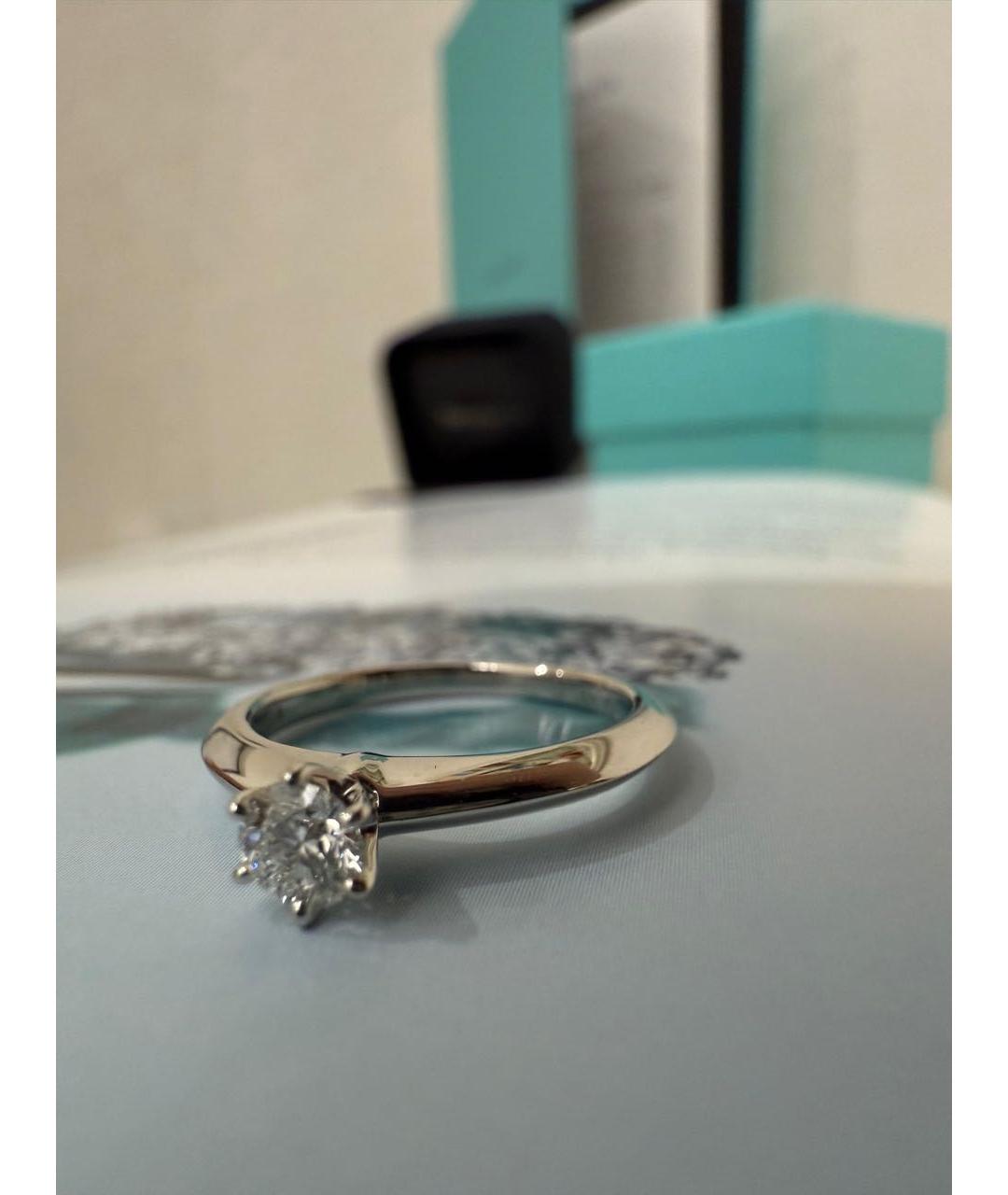 TIFFANY&CO Белое платиновое кольцо, фото 4