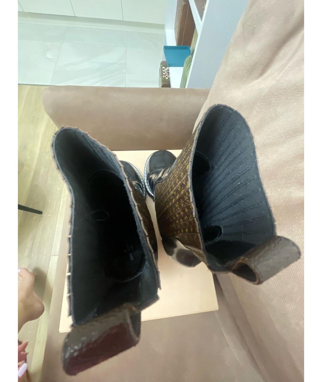 LOUIS VUITTON Черные кожаные полусапоги, фото 3