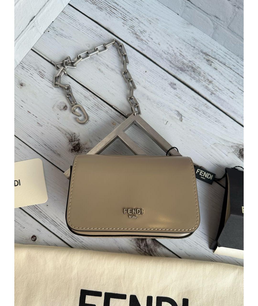 FENDI Бежевая кожаная сумка с короткими ручками, фото 8