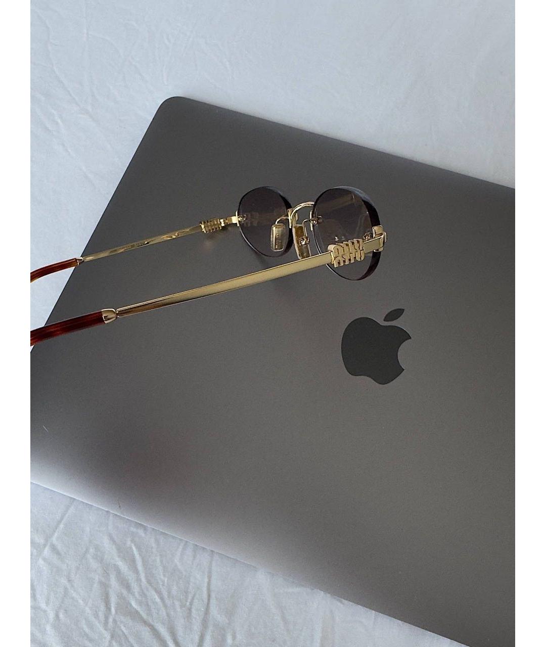 MIU MIU Золотые металлические солнцезащитные очки, фото 2