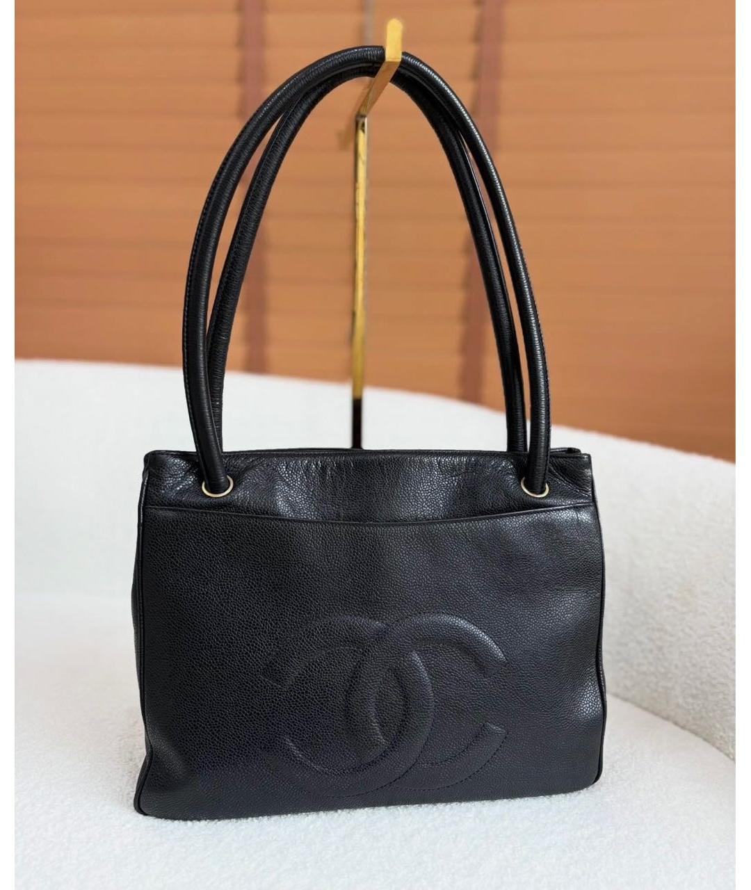 CHANEL Черная кожаная сумка через плечо, фото 2