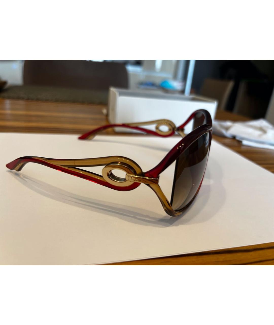 CHRISTIAN DIOR Бордовые пластиковые солнцезащитные очки, фото 2