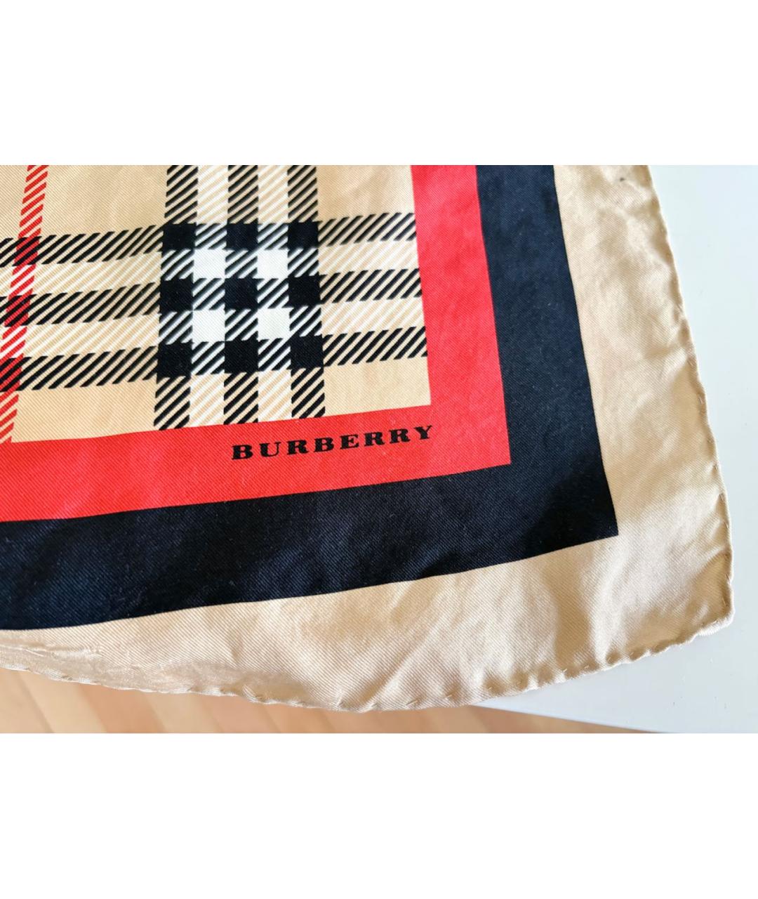 BURBERRY Бежевый шелковый платок, фото 4
