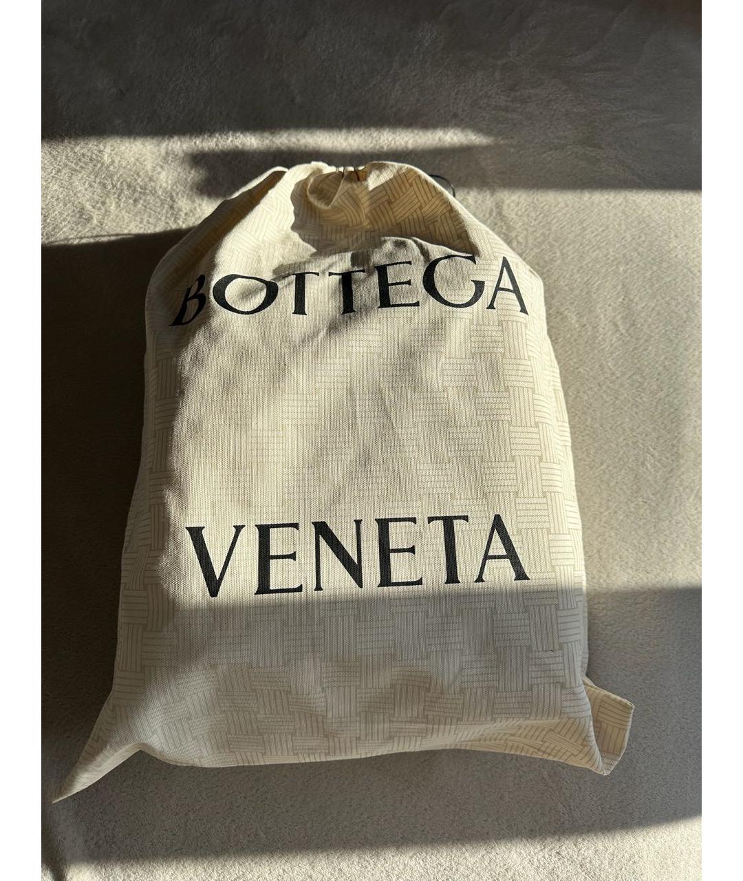 BOTTEGA VENETA Бордовая кожаная сумка тоут, фото 8