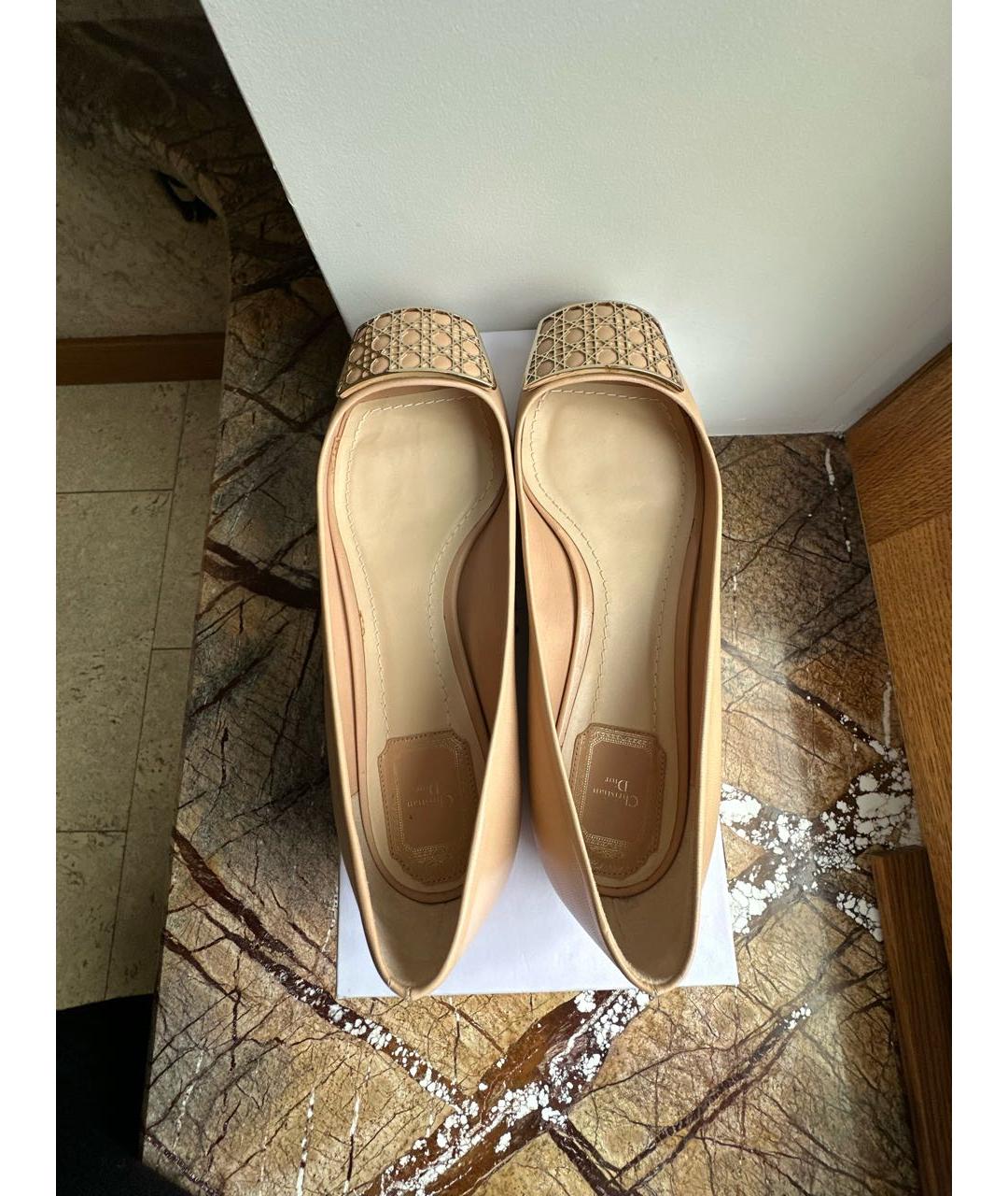 CHRISTIAN DIOR Бежевые кожаные балетки, фото 3