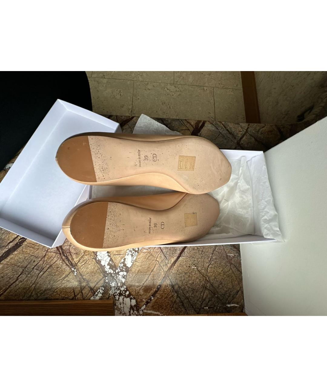 CHRISTIAN DIOR Бежевые кожаные балетки, фото 5