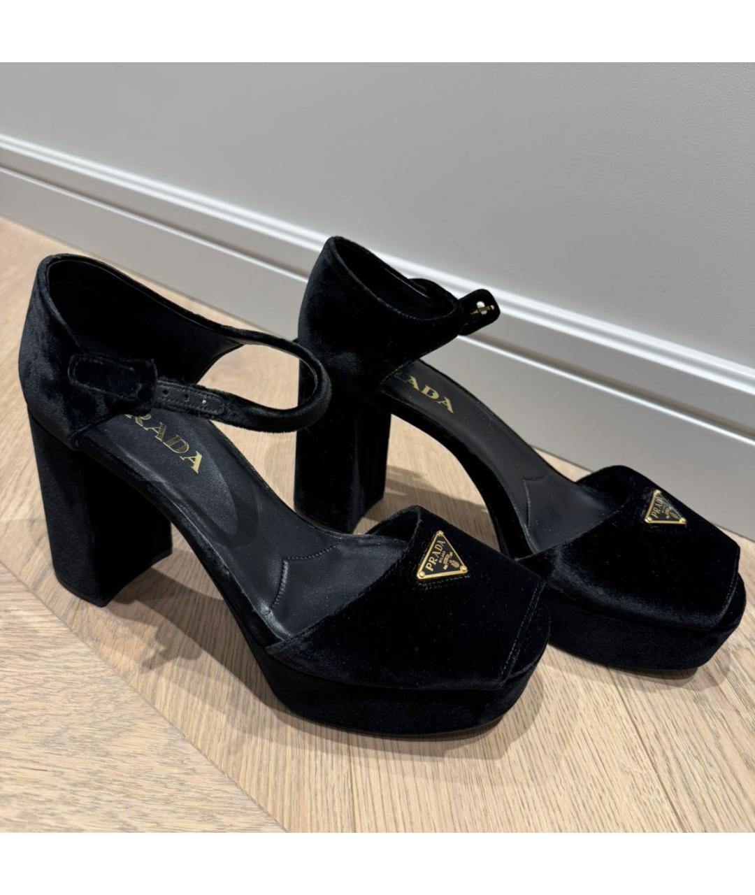 PRADA Черные бархатные босоножки, фото 5