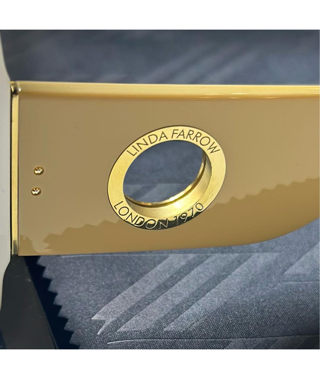 LINDA FARROW Белые пластиковые солнцезащитные очки, фото 3