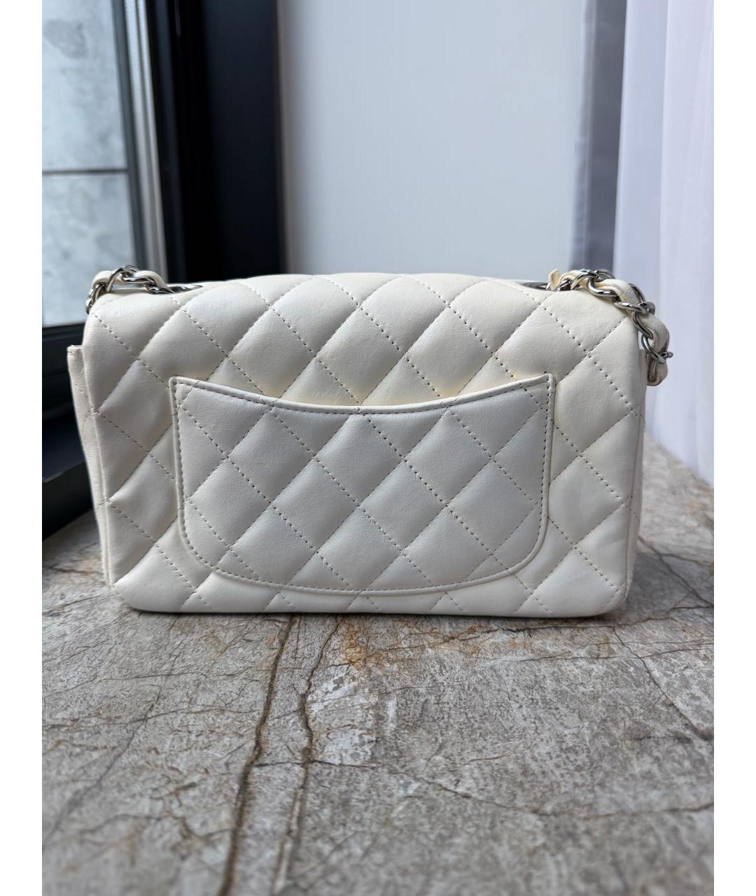 CHANEL Белая кожаная сумка через плечо, фото 3