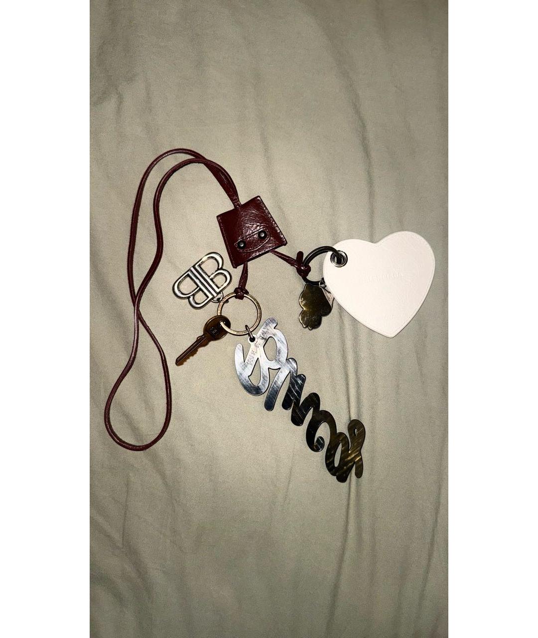 BALENCIAGA Бордовый брелок, фото 4