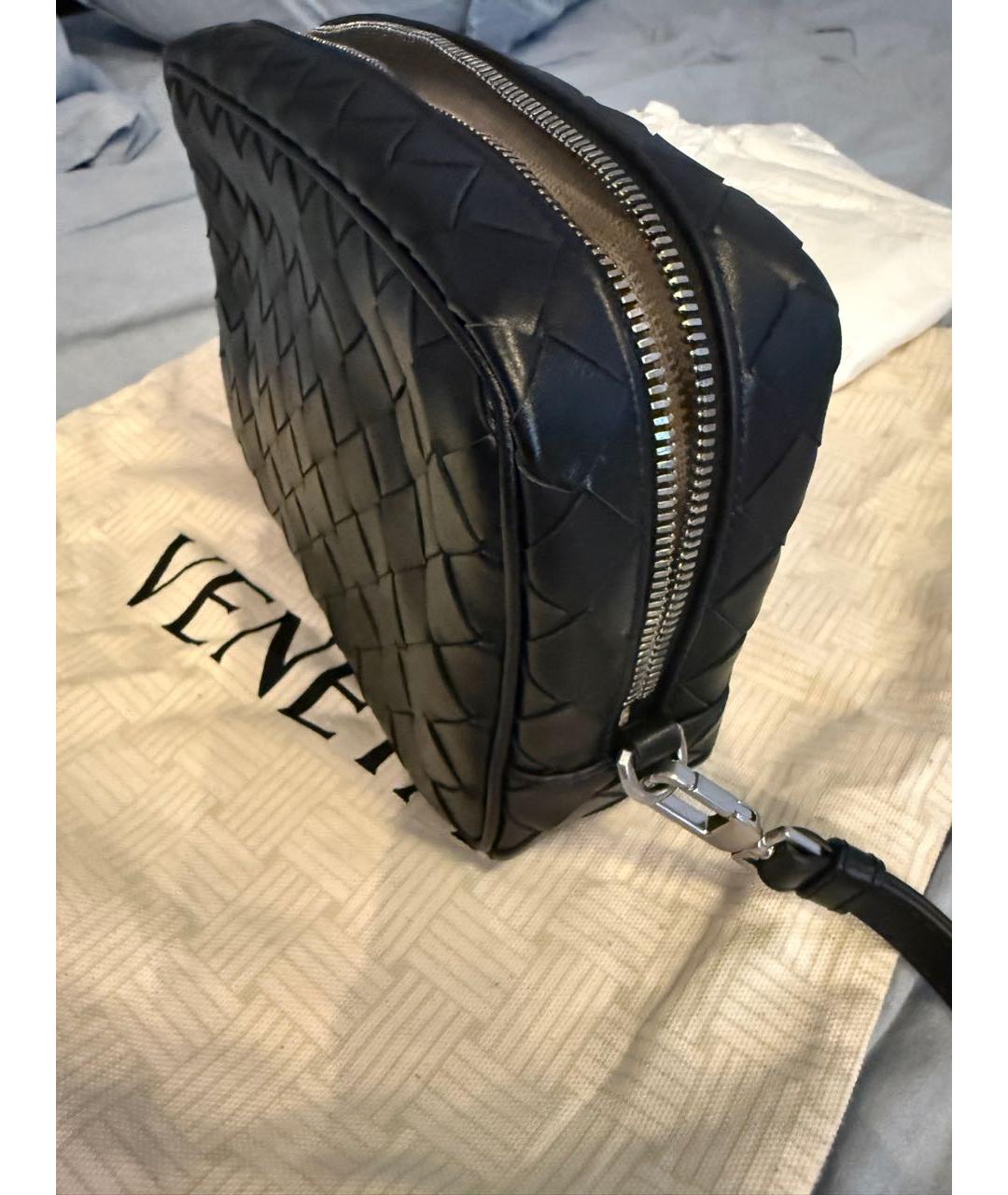 BOTTEGA VENETA Черная кожаная барсетка, фото 3