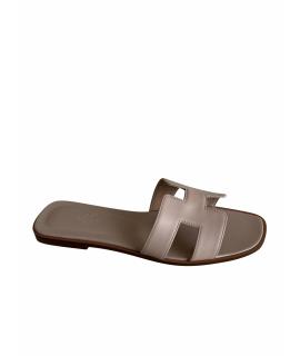 HERMES Шлепанцы