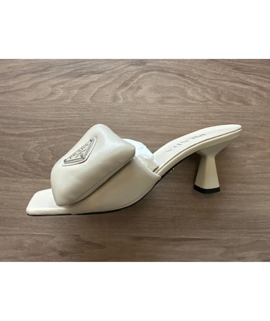 PRADA Бежевые кожаные мюли, фото 5