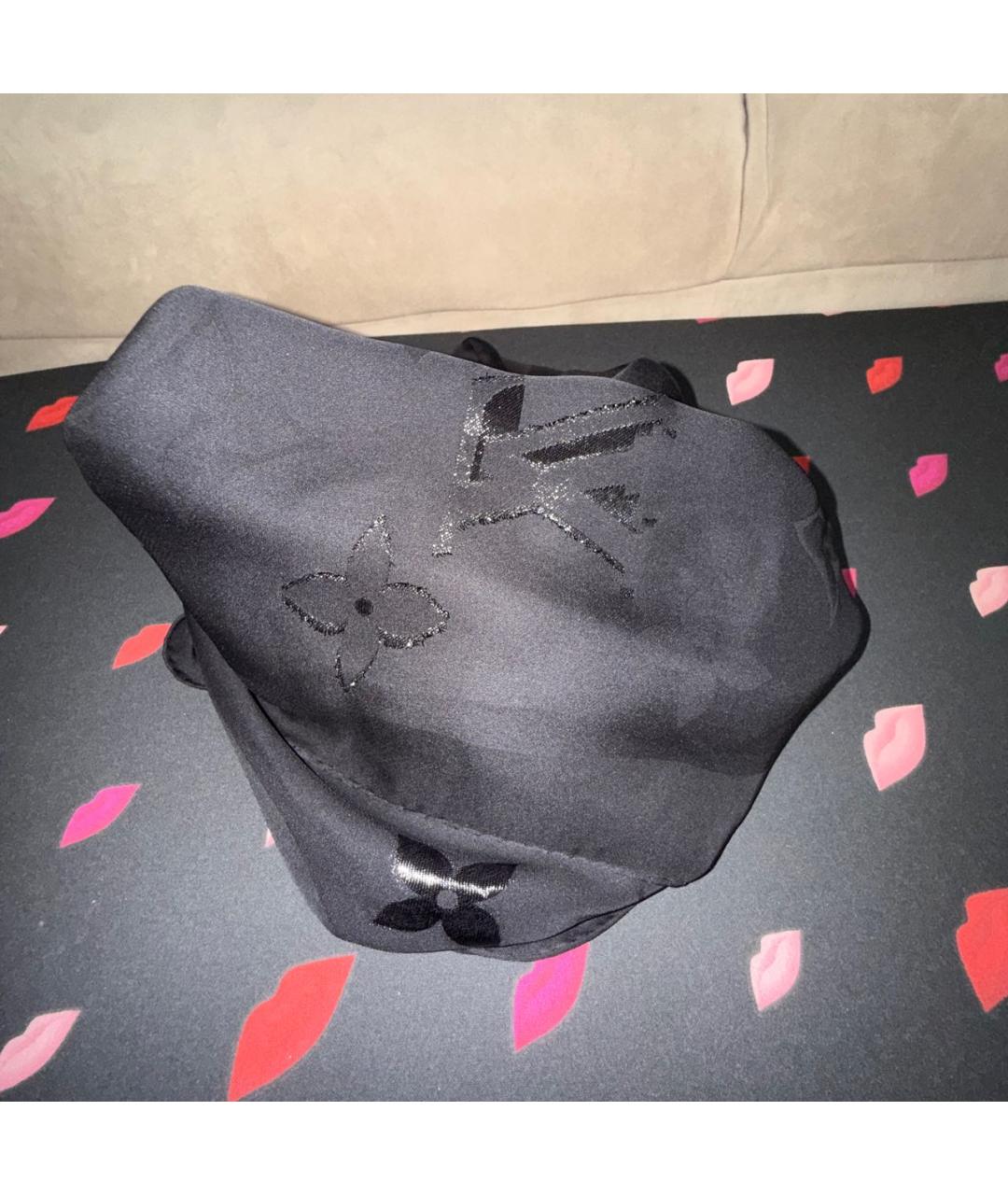 LOUIS VUITTON Черный шелковый шарф, фото 5