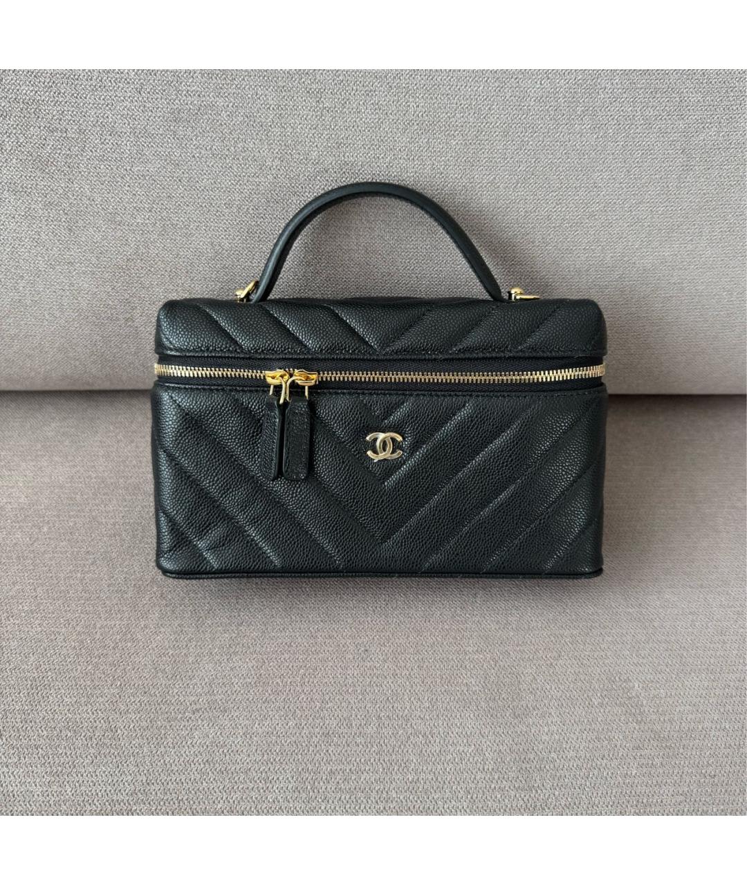 CHANEL Черная кожаная сумка через плечо, фото 2