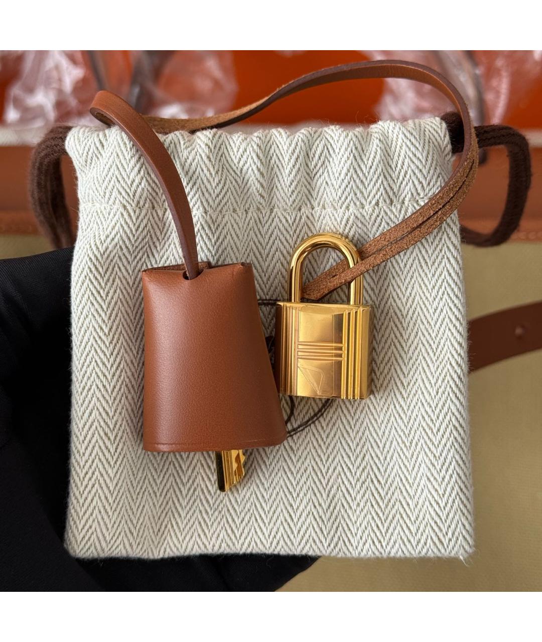 HERMES Горчичная кожаная сумка через плечо, фото 8