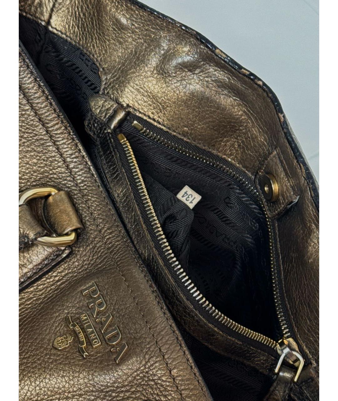 PRADA Золотая кожаная сумка тоут, фото 7