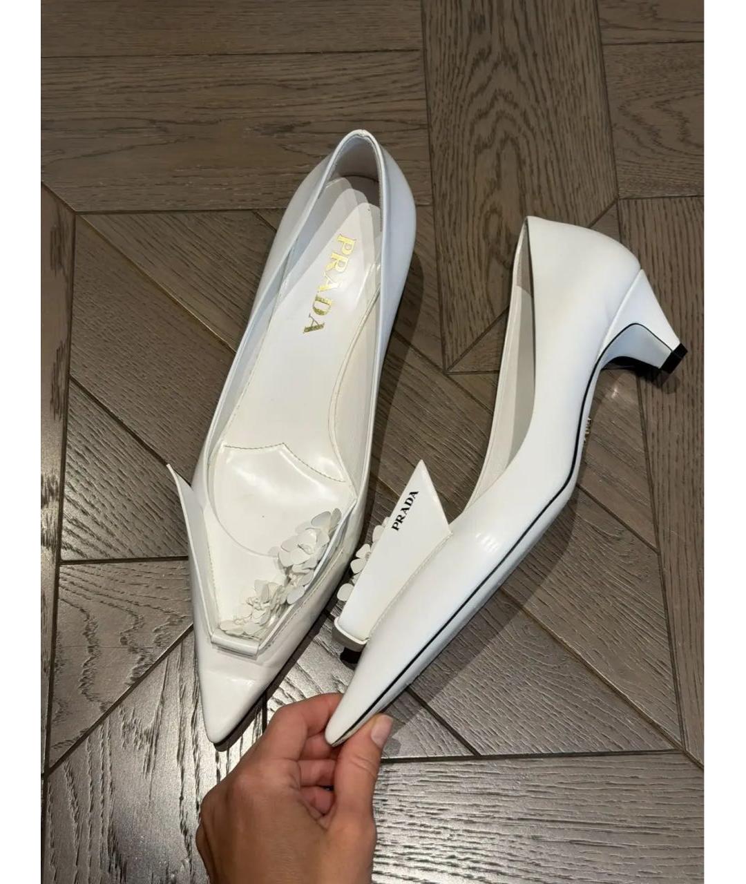 PRADA Белые кожаные туфли, фото 3