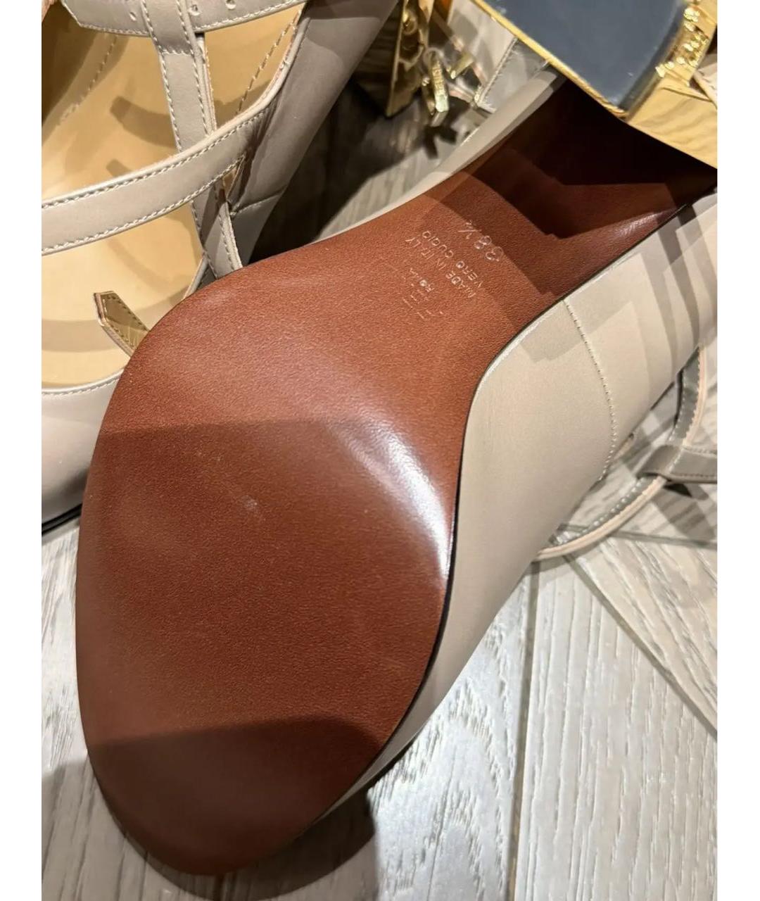 FENDI Бежевые кожаные туфли, фото 3