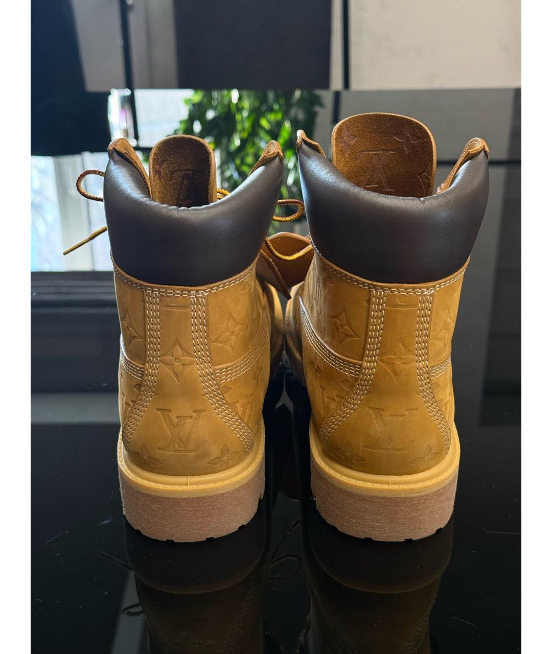 LOUIS VUITTON Горчичные нубуковые ботинки, фото 4