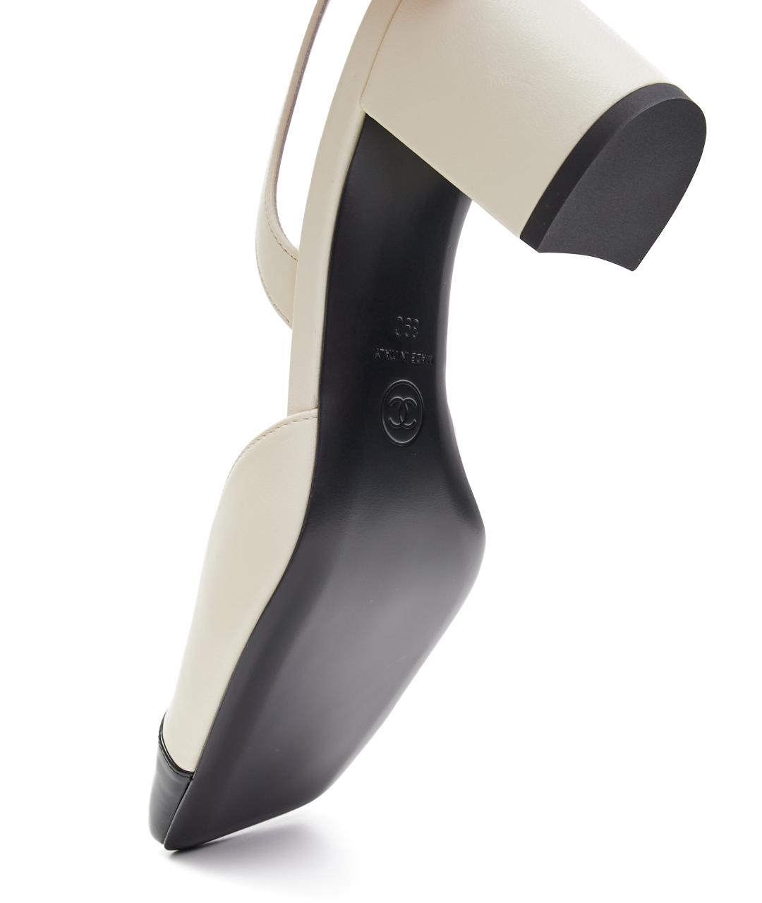 CHANEL Белые кожаные лодочки на низком каблуке, фото 5