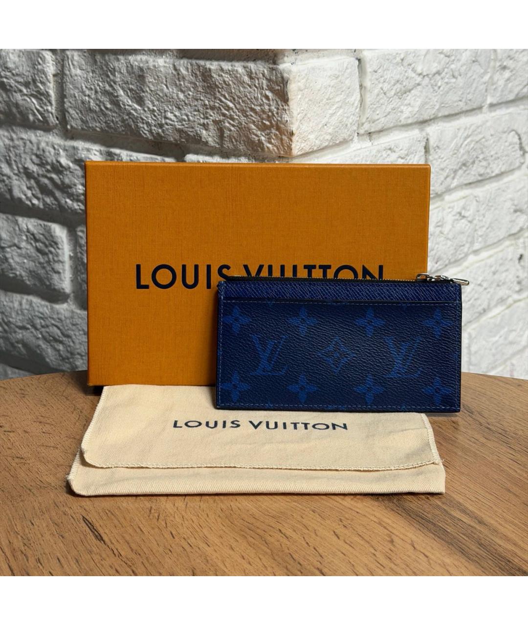 LOUIS VUITTON Кошелек, фото 4