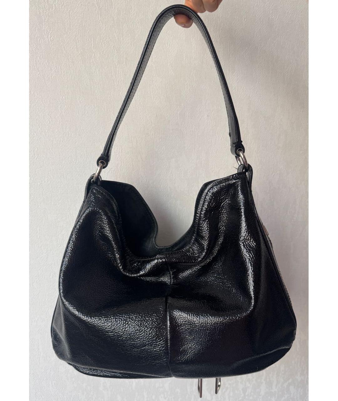 SAINT LAURENT Черная сумка через плечо из лакированной кожи, фото 2