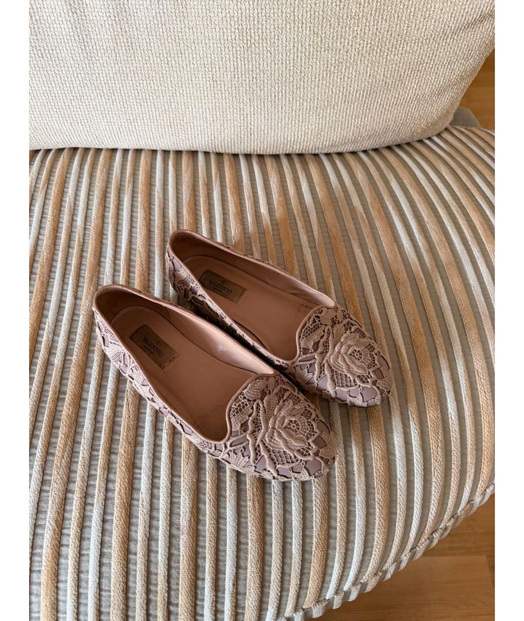 VALENTINO Бежевые кожаные балетки, фото 5