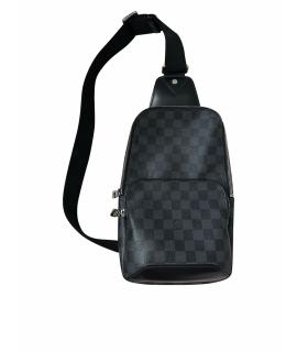 LOUIS VUITTON Сумка на плечо