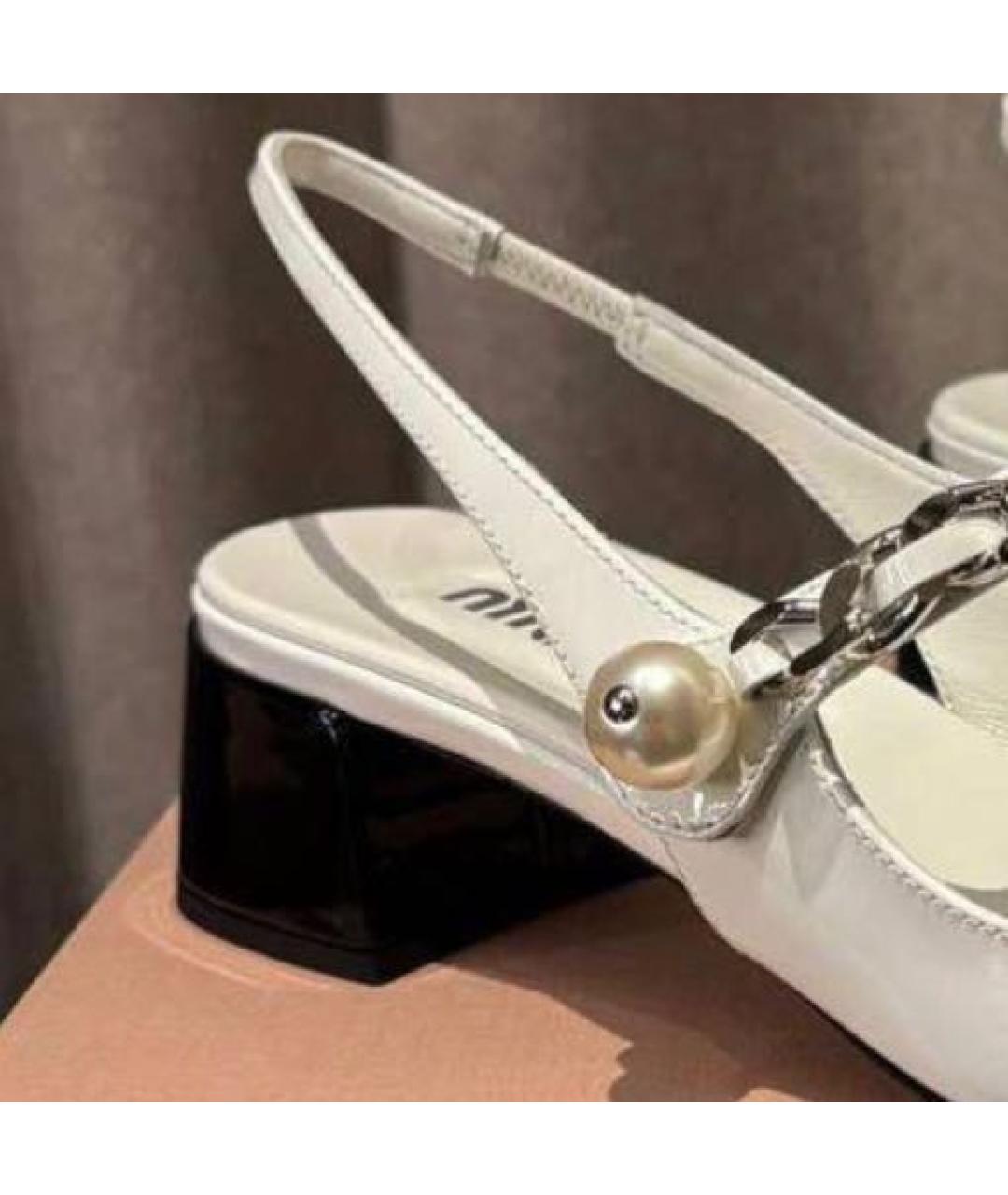 MIU MIU Белые туфли из лакированной кожи, фото 5