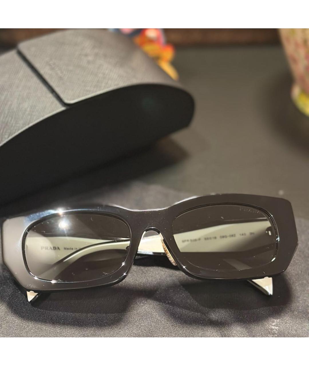 PRADA Черные пластиковые солнцезащитные очки, фото 5
