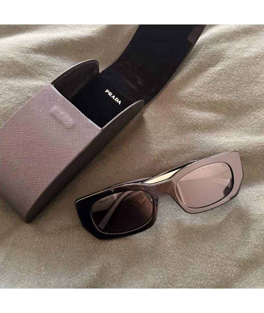 PRADA Черные пластиковые солнцезащитные очки, фото 6