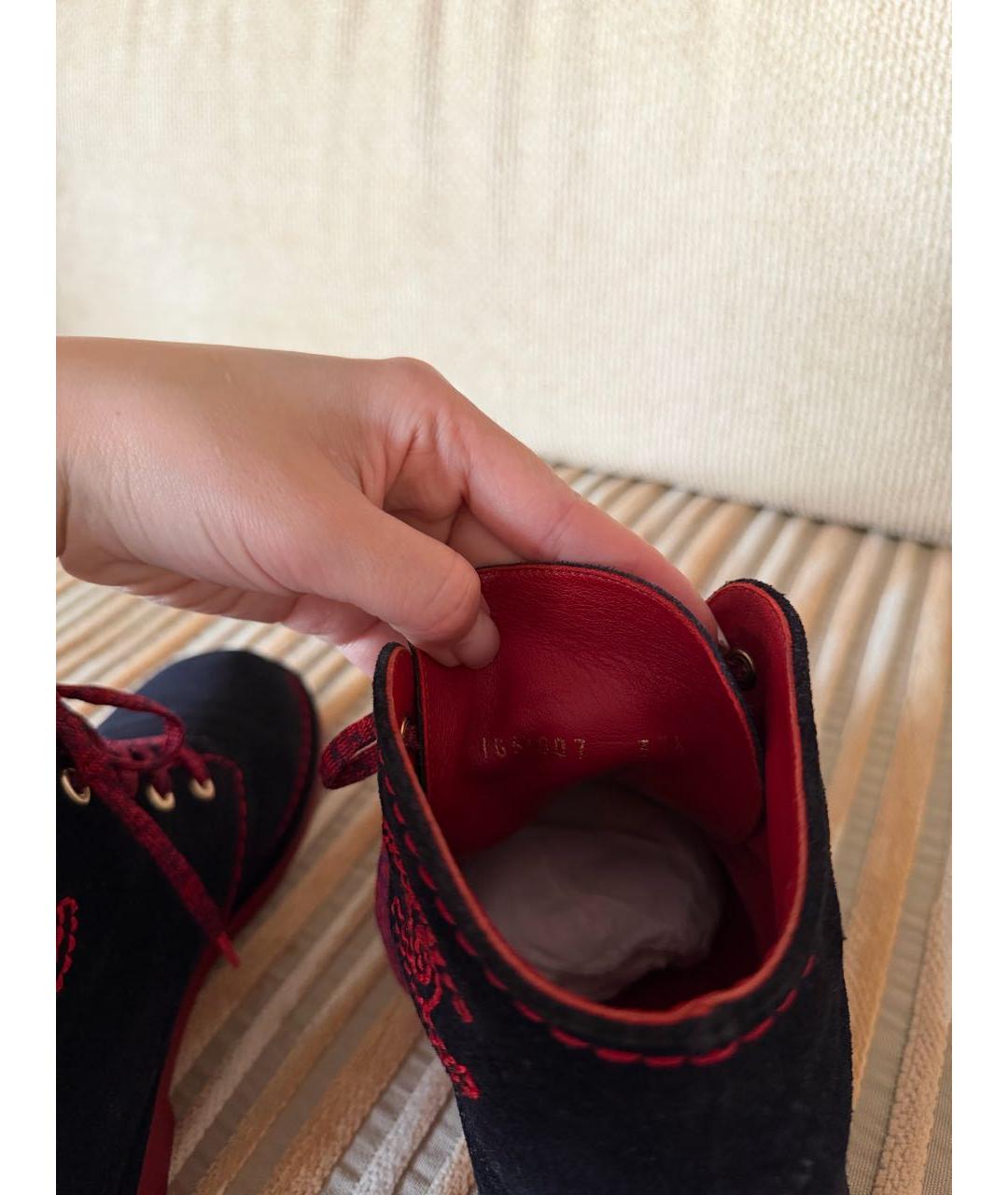 CHANEL Темно-синие замшевые ботинки, фото 3